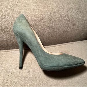 Casadei suede pumps heels size 9 green (fit small, more like 8.5)